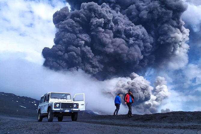 Etna excursion 3000 meters with 4x4 cable car and Trekking - Gear, Boots, Wind, and Dust: What You’ll Thank Yourself For