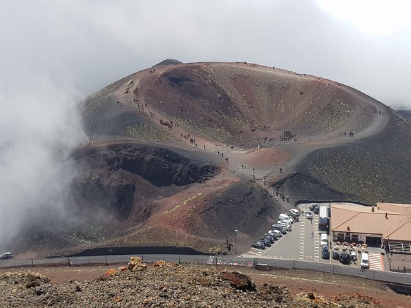 Etna Excursion 4X4 Jeep Tour in the morning - Live an adventure! - What to wear: shoes, layers, and cave-friendly prep