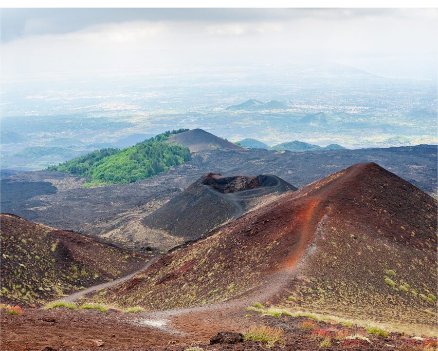 Etna excursion from Catania - Meeting at Lavika Tour: the transfer starts easy in Catania