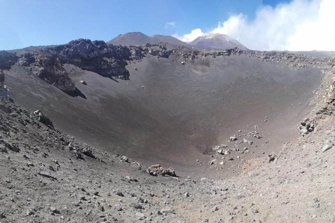 Etna Excursions Summit Craters (2900) with Volcanological Guides - guidetna.it - Your guide’s job: information plus control