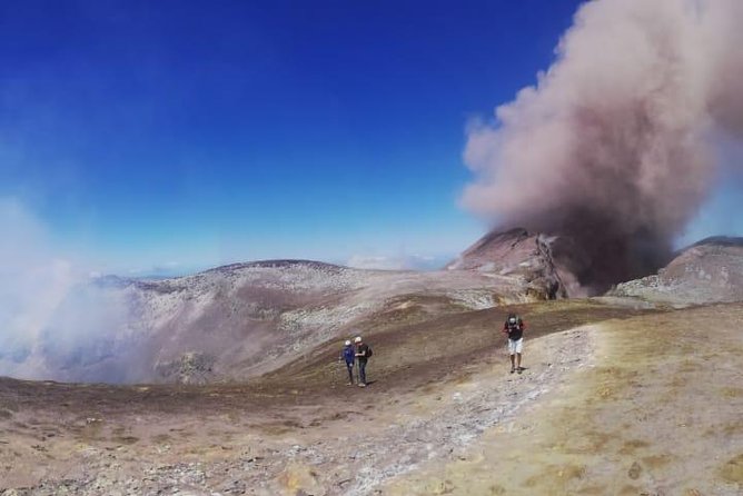 Etna Excursions Summit Craters (2900) with Volcanological Guides - guidetna.it - The crater walk: North-East, Bocca Nuova, South-East, Central