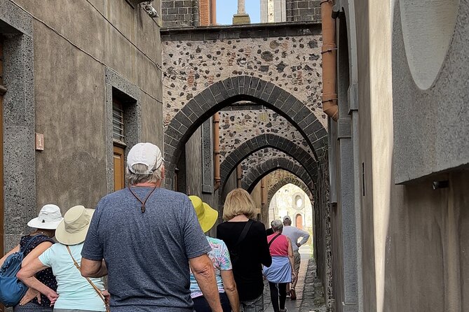 Etna Food and Wine Tour from Taormina - Linguaglossa tastings: olive oil, hazelnuts, and that farm setting