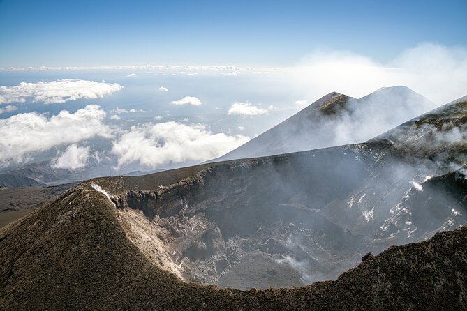 Etna : Group Helicopter Flight (including round trip car transfer) - Taormina from above: why the finish matters