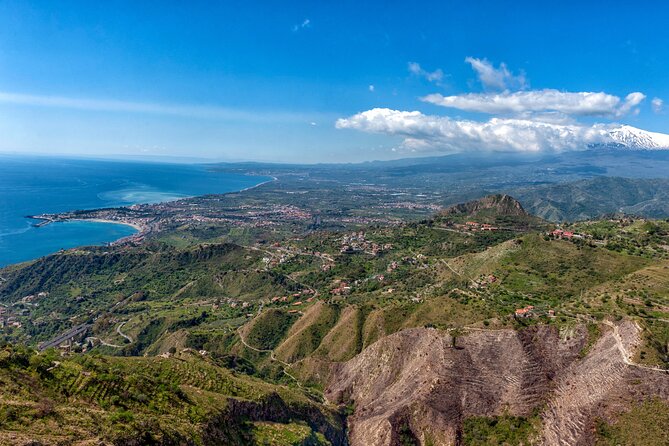 Etna : Group Helicopter Flight (including round trip car transfer) - Meet the crew: Olga’s welcome and Marcello’s narration