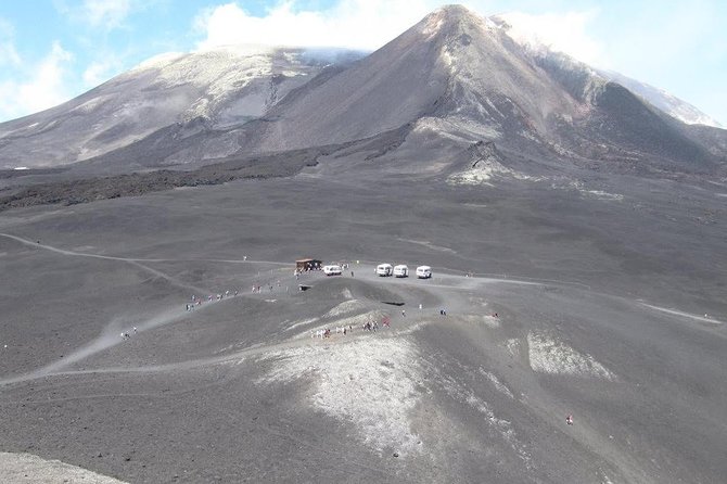 Etna Small-Group Tour from Catania with Lunch & Cable-Car 3000 mt - Lava caves at Mt. Etna: what helmets and torches really change