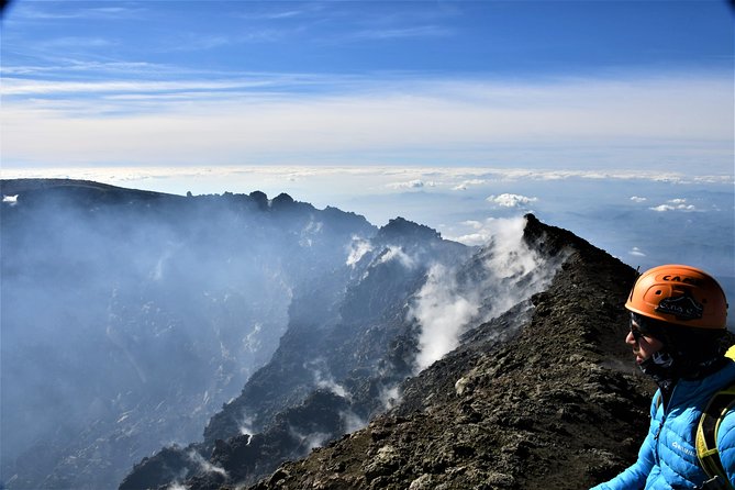 Etna Summit 3000 m cable car included - Cable car to 2500 m: why it’s the smartest start