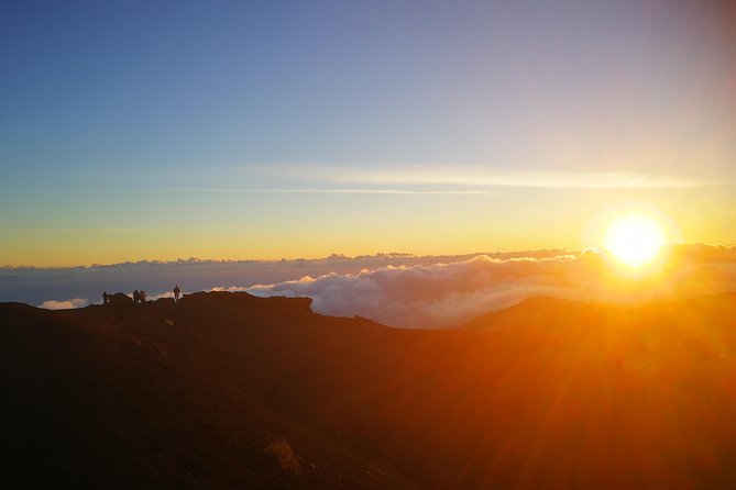 Etna Sunset Tour (starting from Catania) - First stops: Acitrezza and Colata Lavica 1992