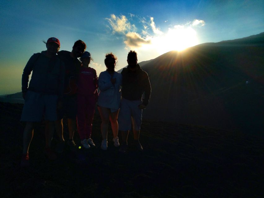 Etna Sunset Tour: Volcano trek, Cave & tasting from Catania - What to bring so the windy top doesn’t ruin your mood