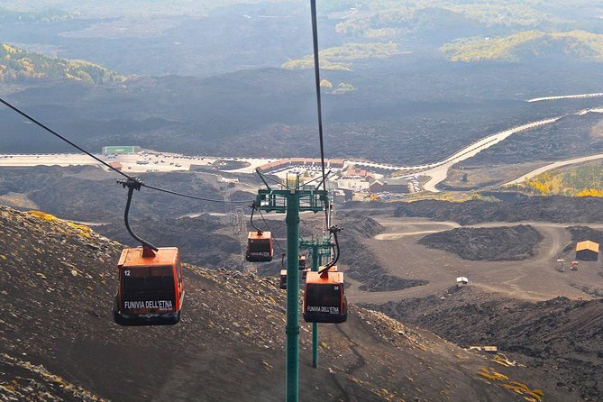 Etna & Taormina: Tasting, Cable car & off road to 2920m - Sapienza refuge at 1,920 m: Silvestri craters and the 2001 eruption fracture