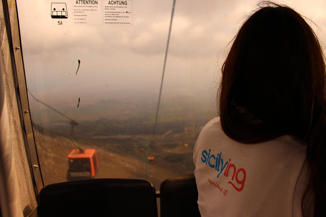 Etna & Taormina: Tasting, Cable car & off road to 2920m - Snacks tasting: olive oil, local wine, and typical jams