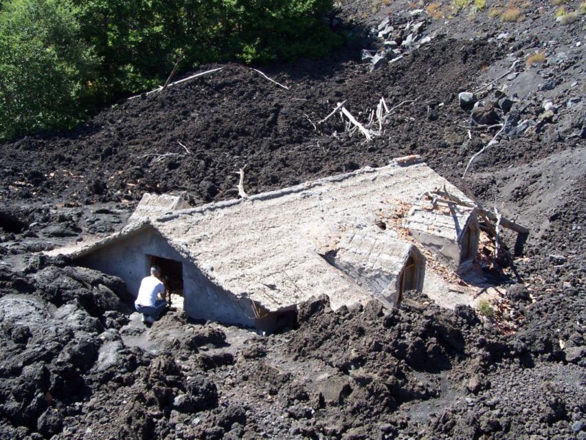 Etna Tour by Panoramic Bus - Etna Sud at 1900m: The Best 10 Minutes for Context