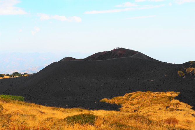 ETNA - Trekking to the Craters Eruption of 2002 - Guides make or break Etna day tours