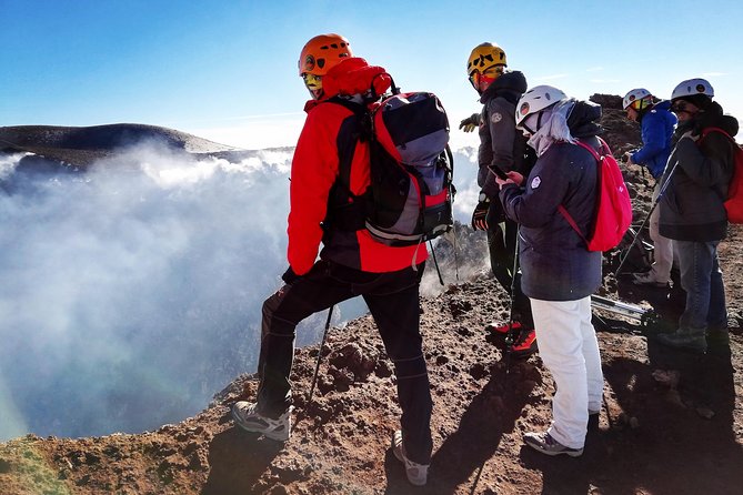 Etna - Trekking to the summit craters (only guide service) experienced hikers - The 4x4 panoramic push: getting from 1,800 m up toward the hike start