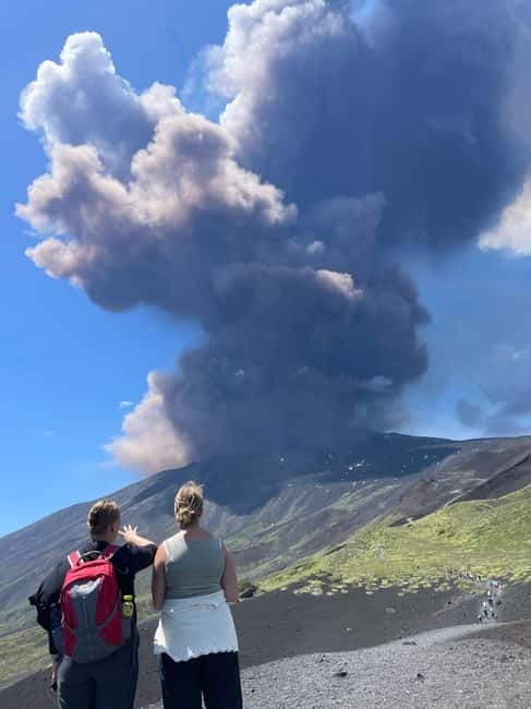 ETNA VOLCANO: Excursion to the Craters of 2002 - Etna’s birch forest: the hike’s “breather” moment