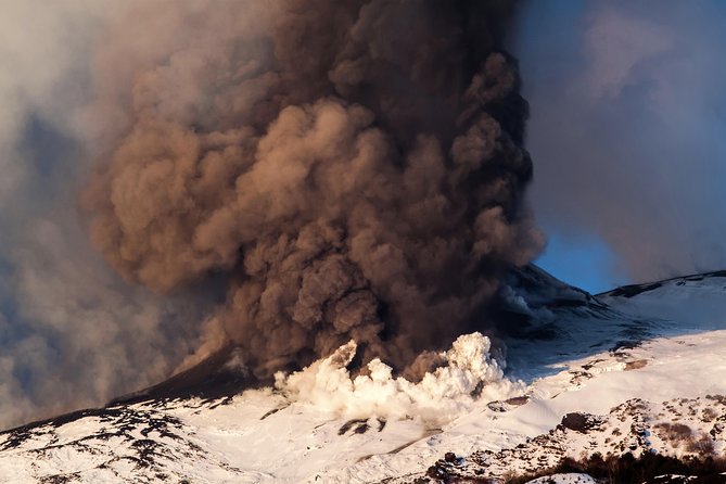 Etna: Winter excursion to 3.000mt - Gear and supplies: what you get, what you must bring
