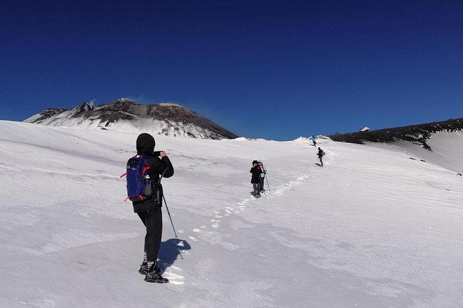 Etna: Winter excursion to 3.000mt - Cable car to 2,500 m: the smart warm-up (and why it matters)