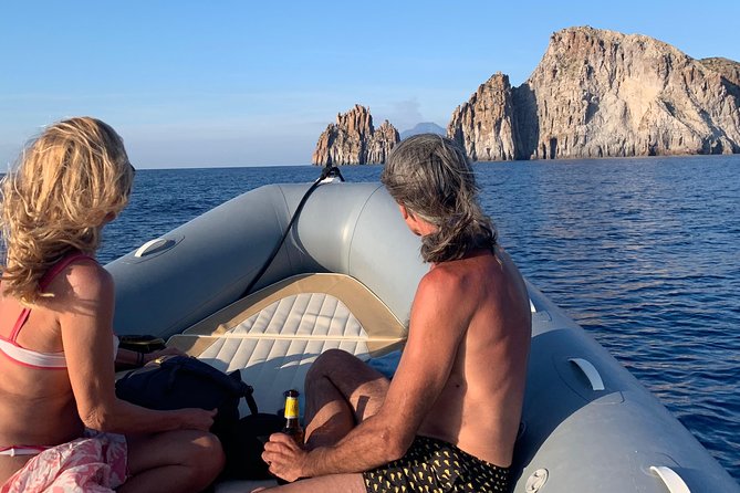 Exclusive tour of Stromboli island, Boat tour with Pasqualo - Sciara del Fuoco and the volcano wall: seeing Stromboli’s drama in motion