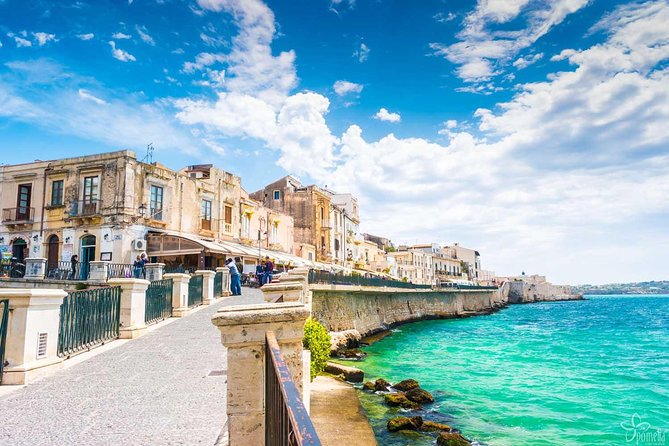 Excursion HALF DAY- Syracuse Greek Theatre and the island of Ortigia. - Group size, comfort, and how to get the most out of the walk