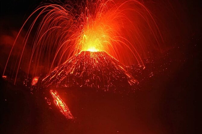 Excursion on the summit craters of Etna, with cable car and 4x4 bus - The descent: sandy footing, fun momentum, and newer eruption craters