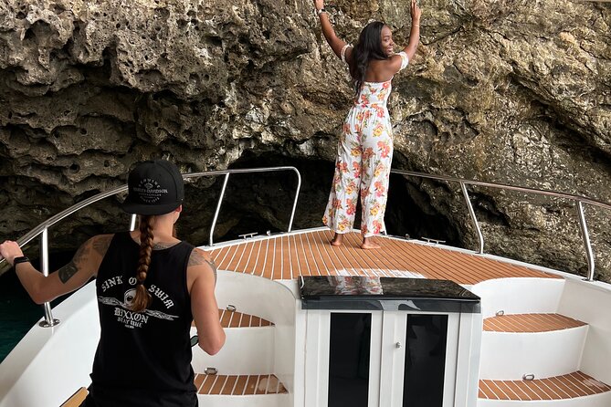 Excursions Marco Isola Bella Blue Grotto - The crew vibe: Vittorio’s professionalism (and Marco’s kindness)