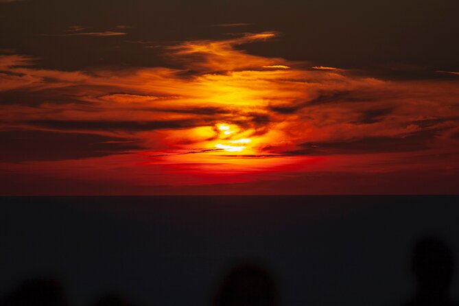 Experience TOAST TO THE SUN - Waiting for the Sunset Together: The Real Product