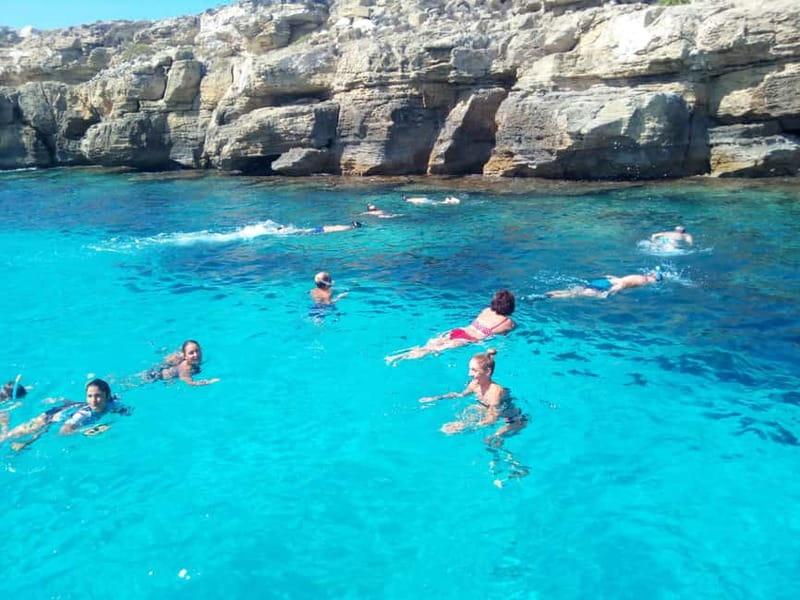 Favignana and Levanzo Boat Cruise with Lunch - Lunch in a Sicilian cove: what’s included and how it tastes