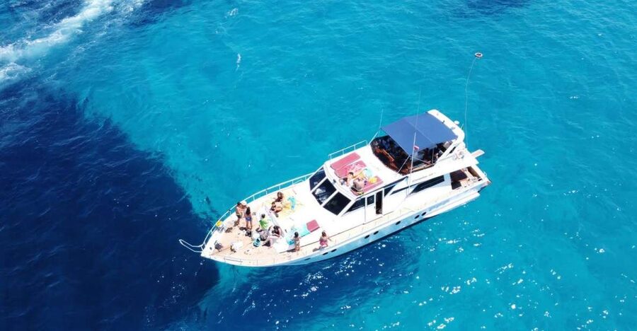 Favignana and Levanzo in relax with yacht Floen - What to pack and how to handle sun and sea conditions