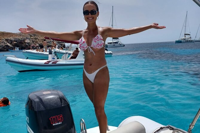 Favignana and Levanzo: Island tour by rib boat from Trapani - Favignana village time: streets, fishing heritage, and pane cunzato