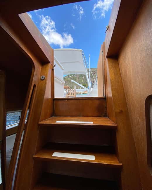 Favignana e Levanzo: tour condiviso Yacht Shalimar IV - 2) Yacht Shalimar IV and check-in: what “shared” really feels like