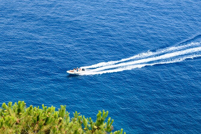Favignana inflatable boat tour, wine tasting, snorkeling and relaxation - Cala Rossa: quick snorkeling with clear-water bragging rights