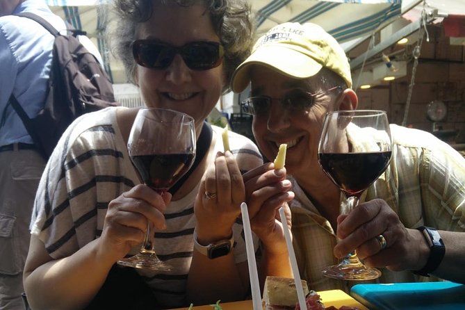 Food + City Tour tour in Ortigia with an authorized guide - Mercato di Ortigia street-food tasting that stays focused