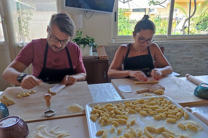 Fresh pasta and tiramisù class in Palermo - Who should book this Sicilian pasta and tiramisù class?