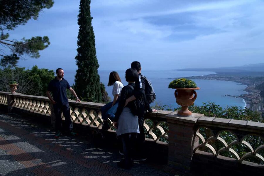 From Catania: Day Trip to Giardini Naxos and Taormina - How Much Walking Should You Plan for in 7 Hours?