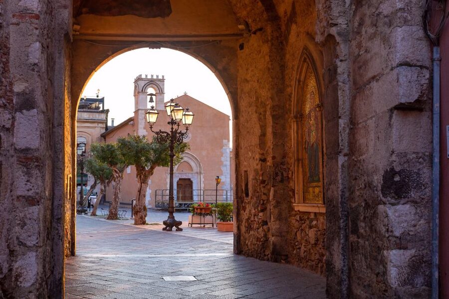 From Catania: Guided Godfather Tour with Taormina Visit - Savoca: Bar Vitelli lemon granita and the wedding church stop
