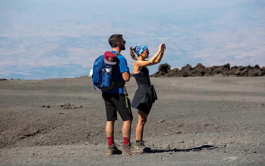 From Catania: Mount Etna Morning Tour - The lava cave stop: what to watch for and how to handle it