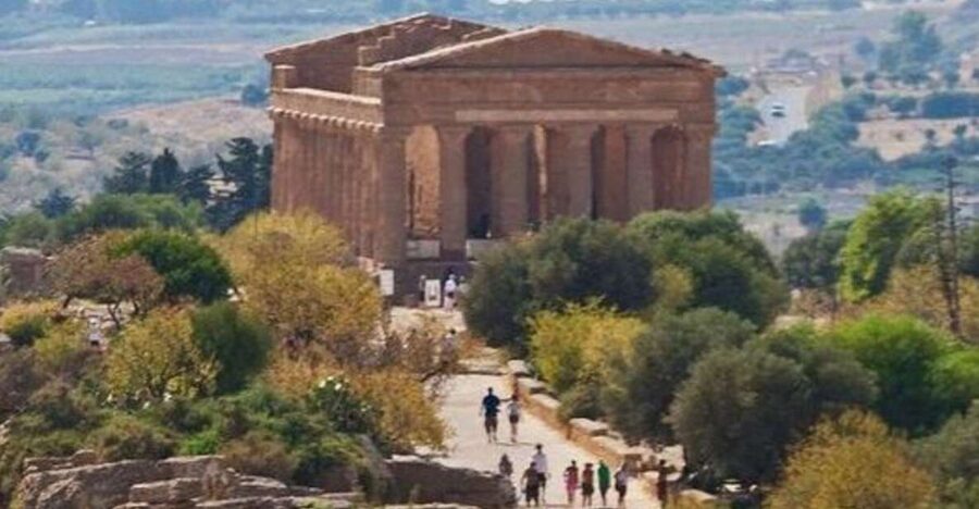 From Catania or Taormina: Agrigento and Piazza Armerina Tour - Why these two Sicilian sights belong in one day