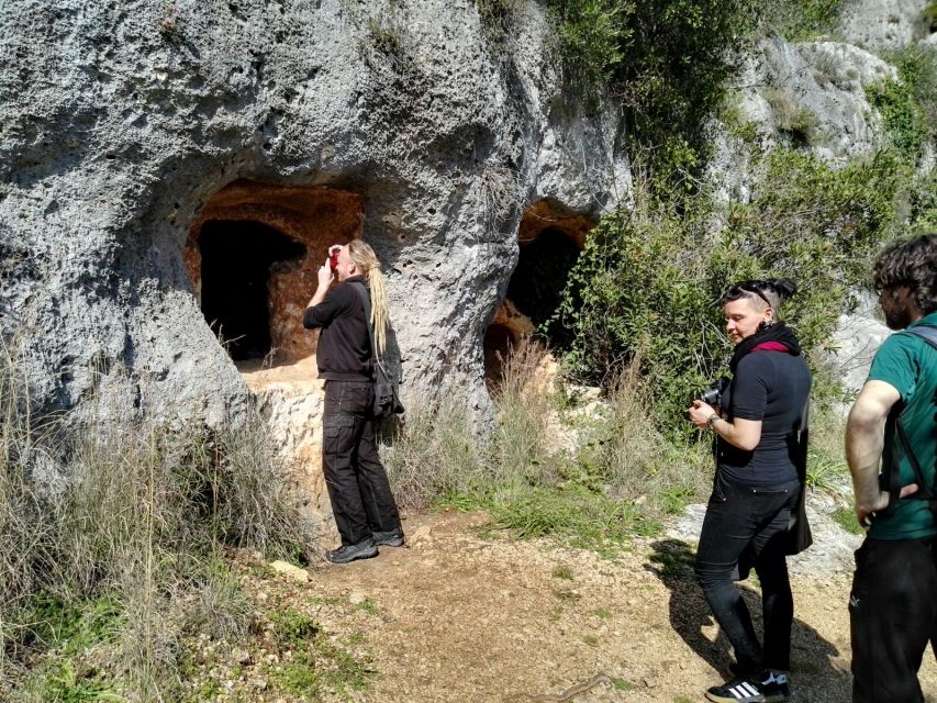 From Catania: Pantalica & Sortino Guided Tour - Sortino in the Anapo Valley: Sicilian Baroque Up Close