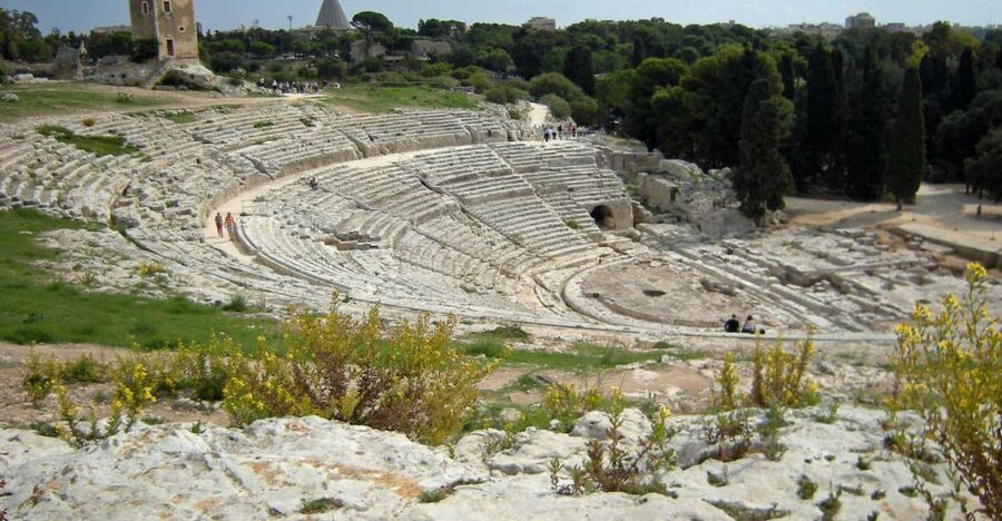 From Catania: Syracuse, Ortigia and Noto Full-Day Tour - Tickets and meals: the part you control