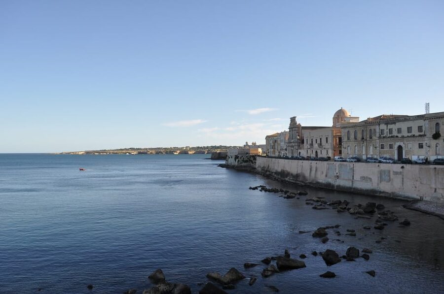 From Catania: Syracuse, Ortygia, and Noto Tour - Who should book this tour, and who should pass