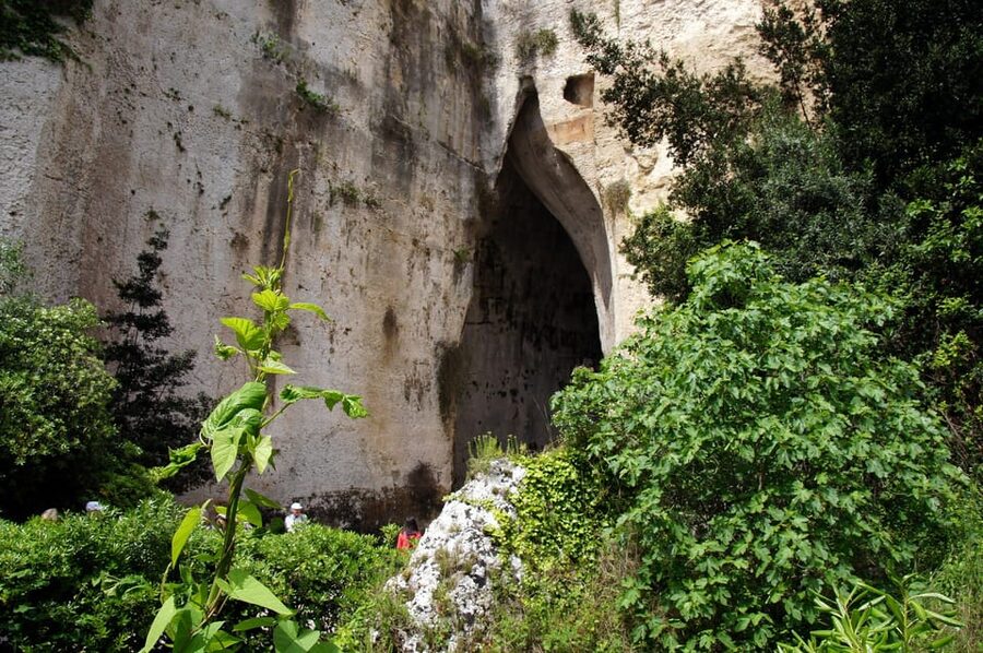 From Catania: Syracuse, Ortygia, and Noto Tour - Neapolis Archaeological Park: Greek theater, Roman amphitheater, and ticket reality