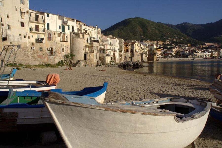 From Cefalù: Mini Cruise with Snorkel Stops, Drinks & Snacks - How the timing really feels in a 2.5-hour Cefalù sea day