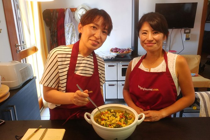 From market to Table Cooking lesson with a local in Sicily - Small Group Size: Why Up to 7 People Helps