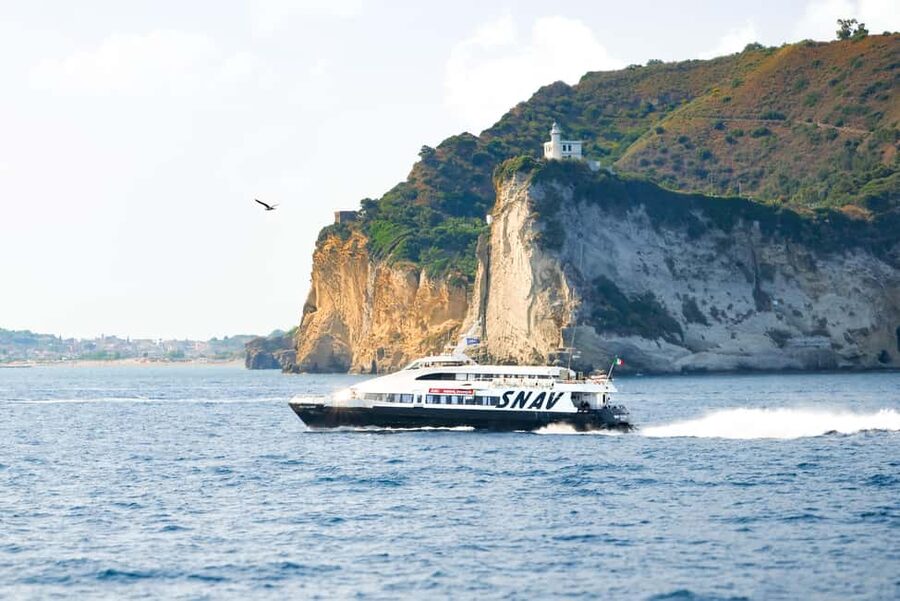 From Naples: Procida Transfer with Island Boat Tour - Naples to Procida by hydrofoil: fast, scenic, and slightly punchy