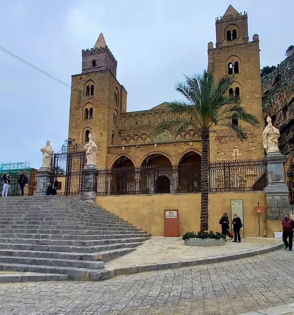 From Palermo: Medieval castle tour of Caccamo and Cefalù. - The drive out of Palermo: how the timing feels in real life