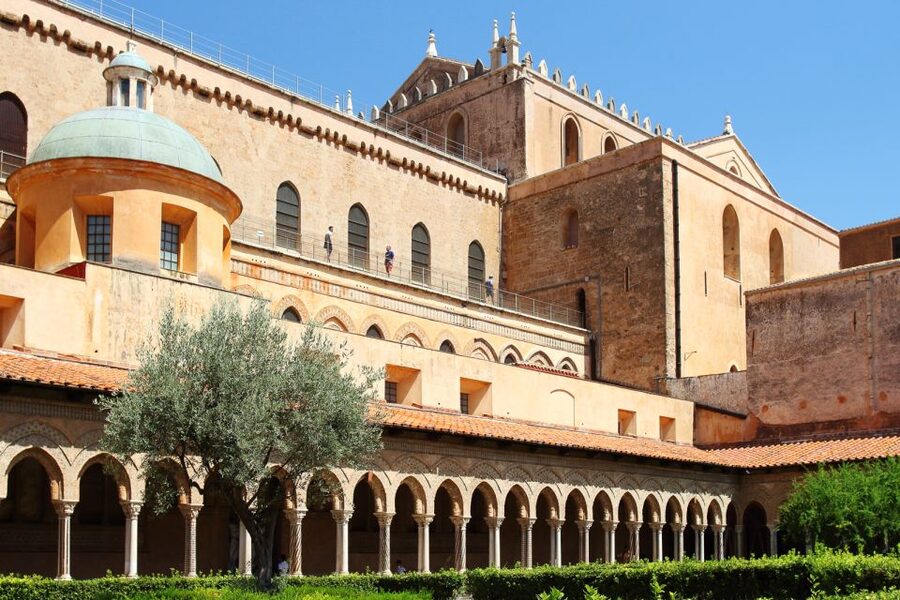 From Palermo: Monreale and Cefalù Half-Day Trip - Who should book this trip