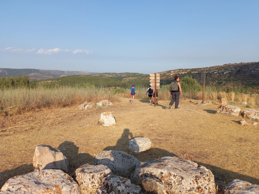 From Siracusa: Pantalica Nature Reserve Guided Hiking Tour - Small-Group Format: Up to 8 People, Real Questions, Less Waiting