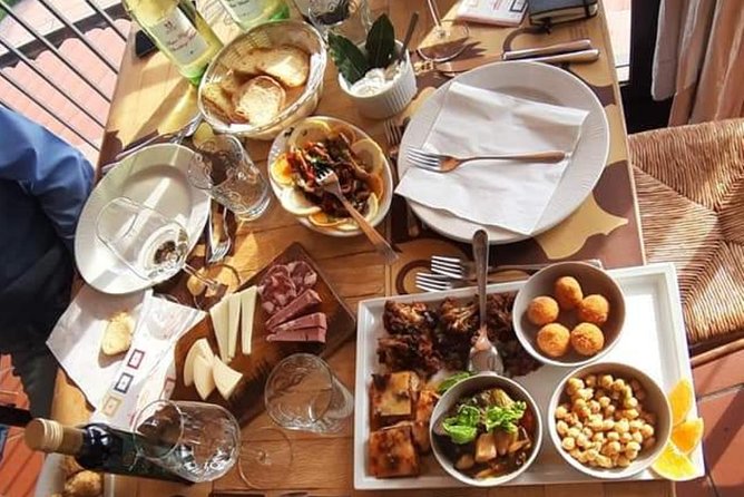 From Syracuse: Private Tour of Three Etna Wineries with food - Morning pickup in Siracusa: start at 9:00 am, then let someone else drive