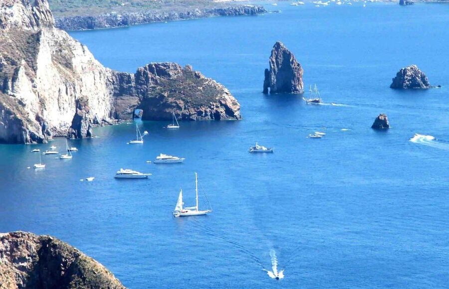 From Taormina: Lipari and Vulcano Mini Cruise Aeolian Tour - The Return Cruise: Faraglioni Rocks, Horse Cave, and Mermaid’s Rock