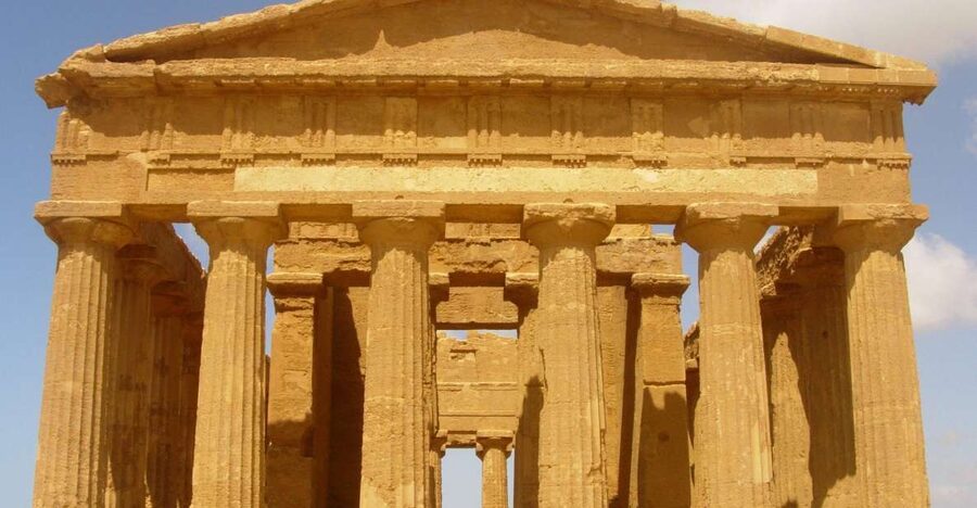 From Taormina: Valley of The Temples & Piazza Armerina Tour - Valley of the Temples: what to look for beyond the main temples