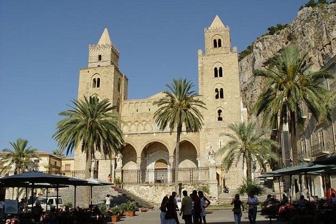 Full Day Exclusive Excursion to Monreale & Cefalù From Palermo - Monreale Cathedral and old-town streets: the day starts with mosaics